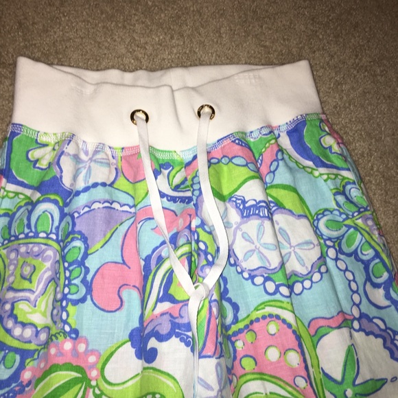 Lily Pulitzer- the beach pant size 00! - Picture 3 of 4